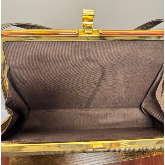 Vintage 60s Clutch Handbag With Gold Scalloped Clasp - Picture 8 of 9